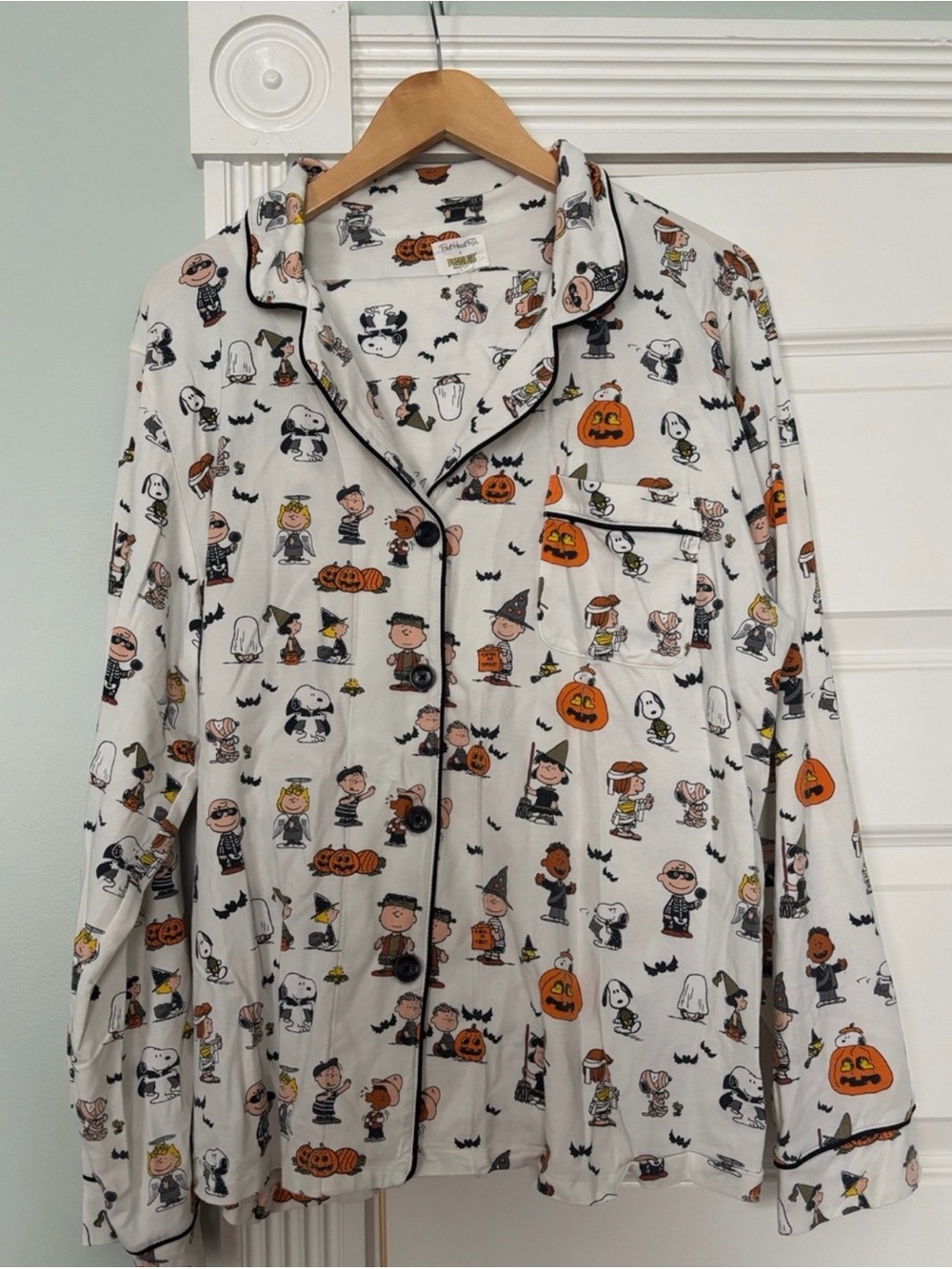 🐾🎃LIMITED EDITION 🐾🎃Peanuts Woman’s Halloween PJ’s Set